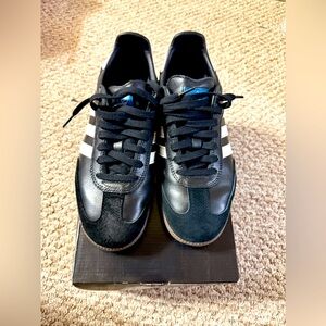 *SOLD* DO NOT BUY! Adidas Samba ADV - Black/White - Size 9.5